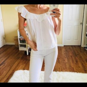 Little white ruffle off shoulder on shoulder top